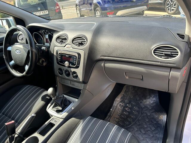 FORD FOCUS TREND 1.6 TDCI ESTATE SPANISH LHD IN SPAIN 171000 MILES SUPERB 2011